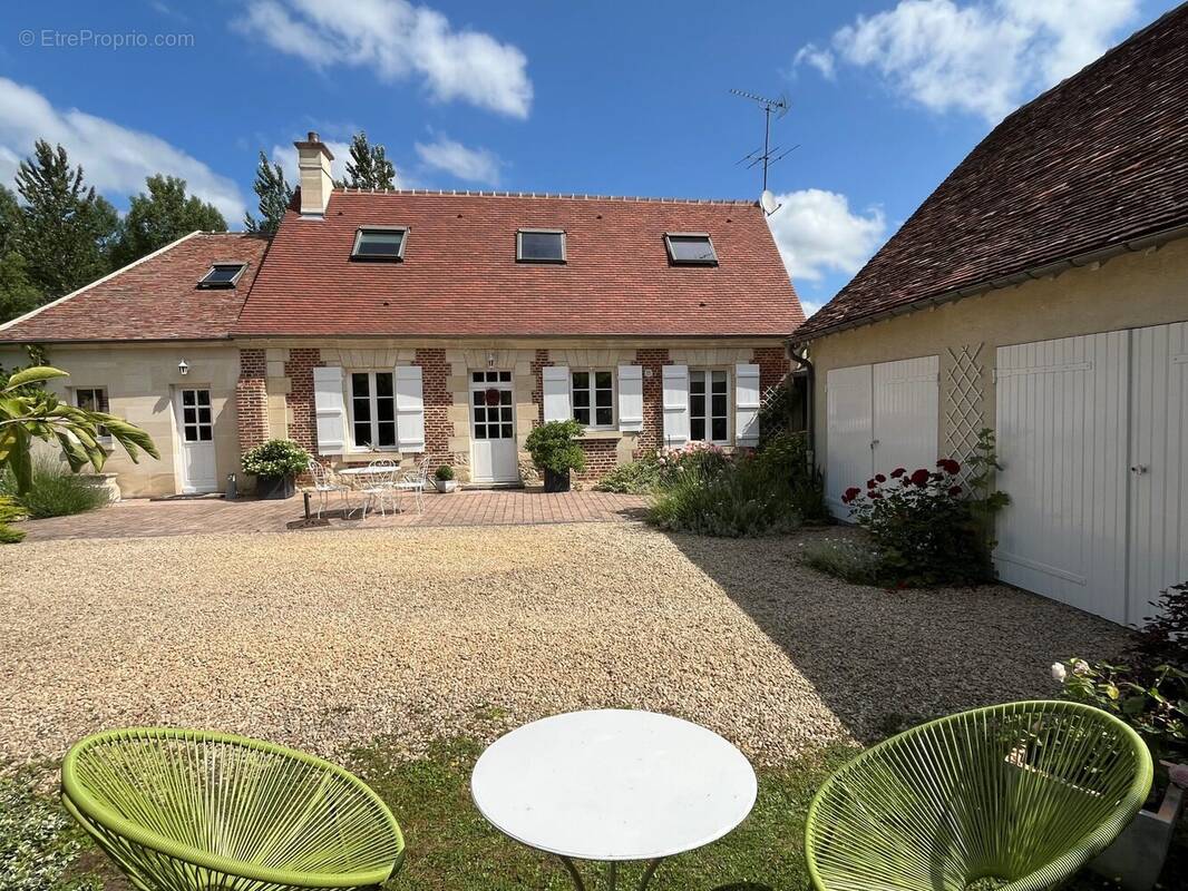 Maison à COMPIEGNE