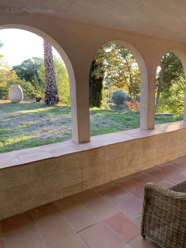 Maison à LE CASTELLET