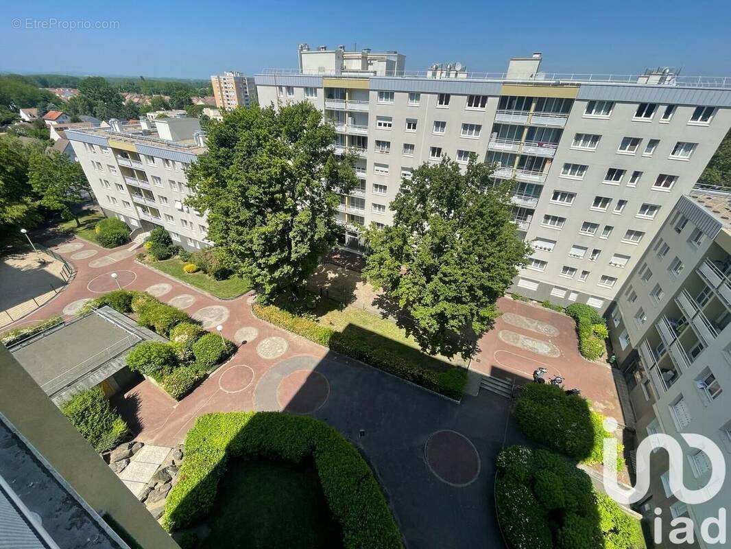 Photo 1 - Appartement à MONTIGNY-LES-CORMEILLES