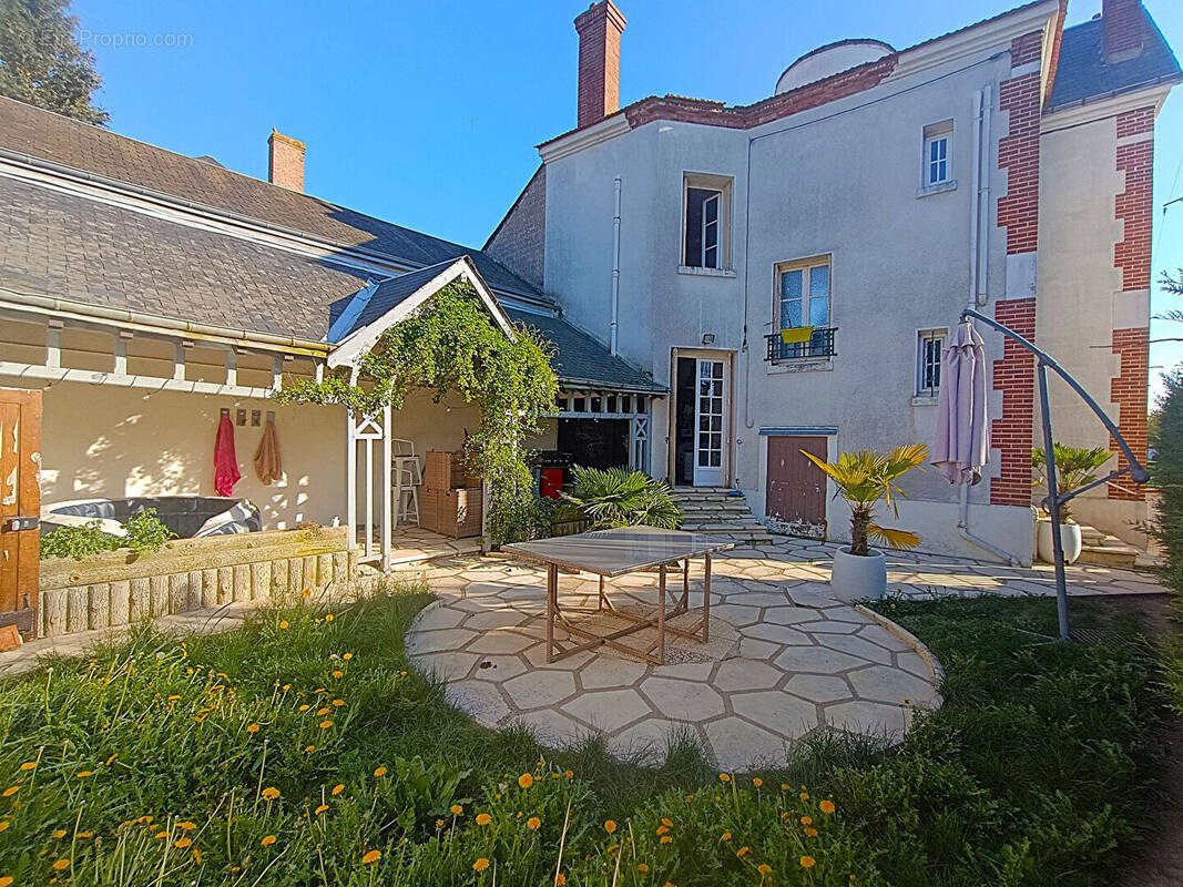 Maison à ARTENAY