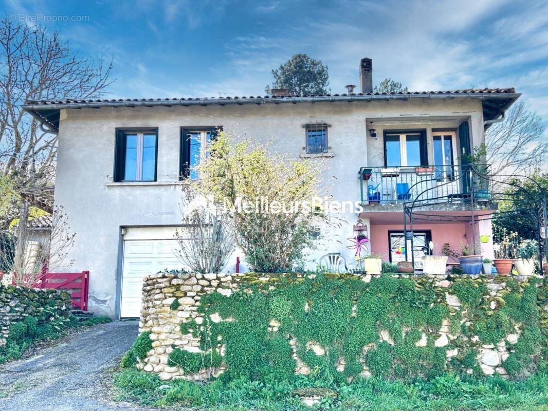 Maison à AIGUEFONDE