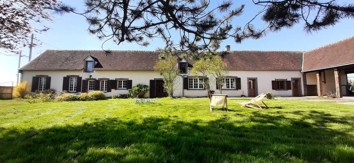 Maison à CHATEAUNEUF-EN-THYMERAIS
