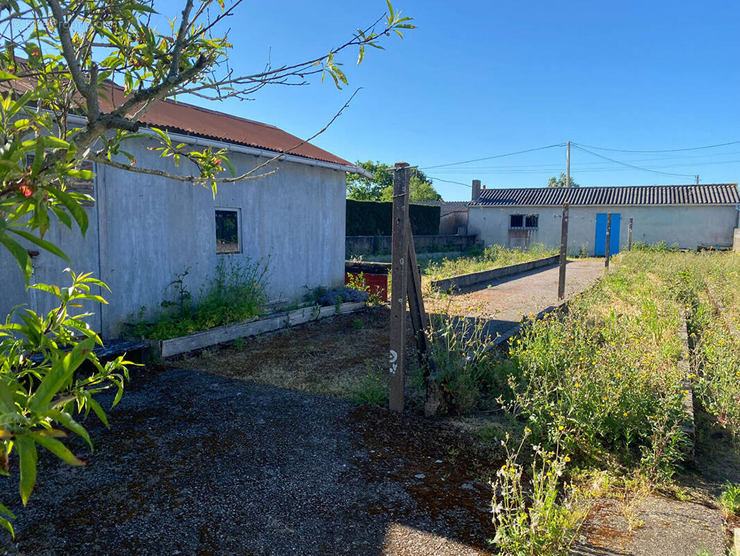 Terrain à LA PLAINE-SUR-MER
