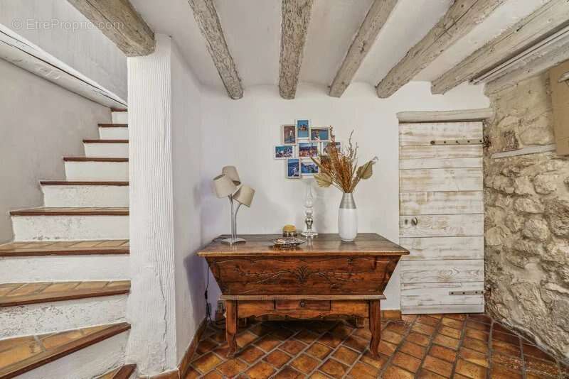 Maison à MONTEUX