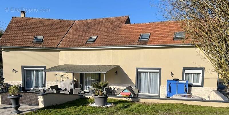 Maison à DANESTAL