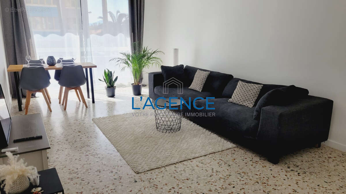 Appartement à HYERES