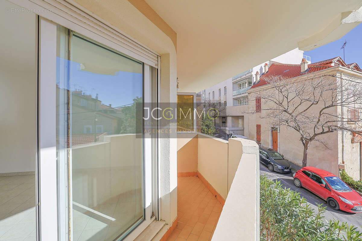 Appartement à HYERES