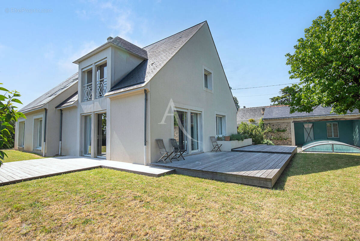 Maison à LES PONTS-DE-CE