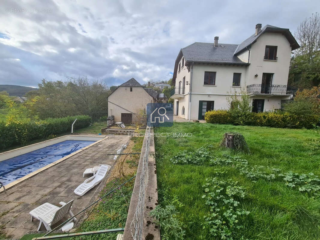 Maison à ESPALION