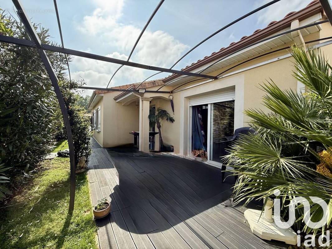 Photo 1 - Maison à BUXEROLLES