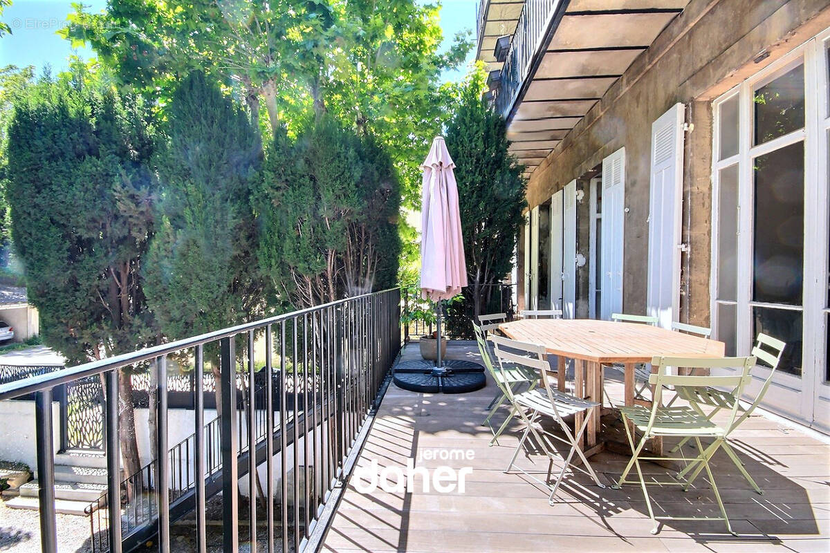 Appartement à MARSEILLE-8E