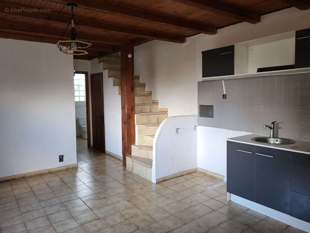 Maison à PIERREVERT