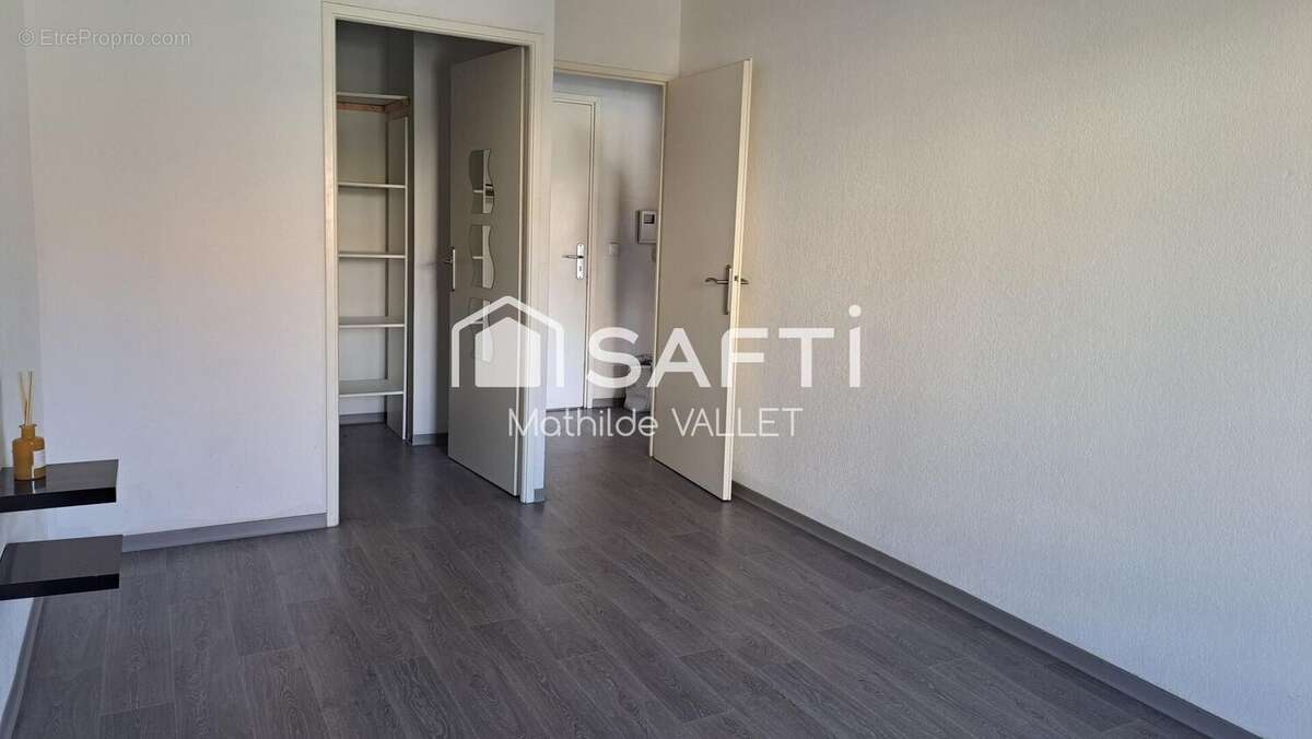 Photo 6 - Appartement à PUGET-SUR-ARGENS