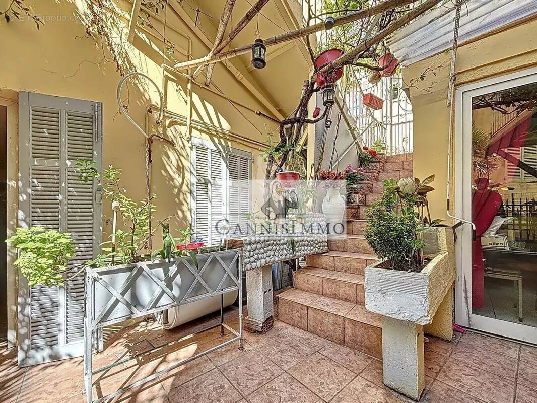Appartement à CANNES
