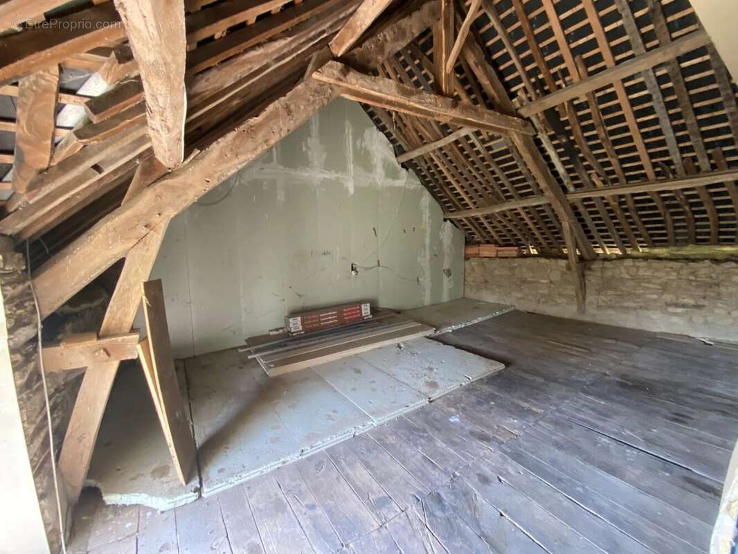 Maison à COMBLESSAC