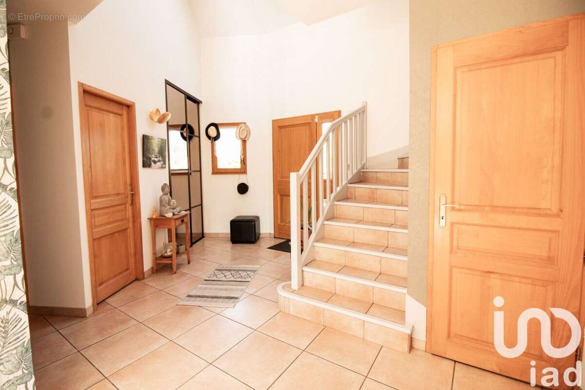 Photo 5 - Maison à LA QUEUE-LES-YVELINES