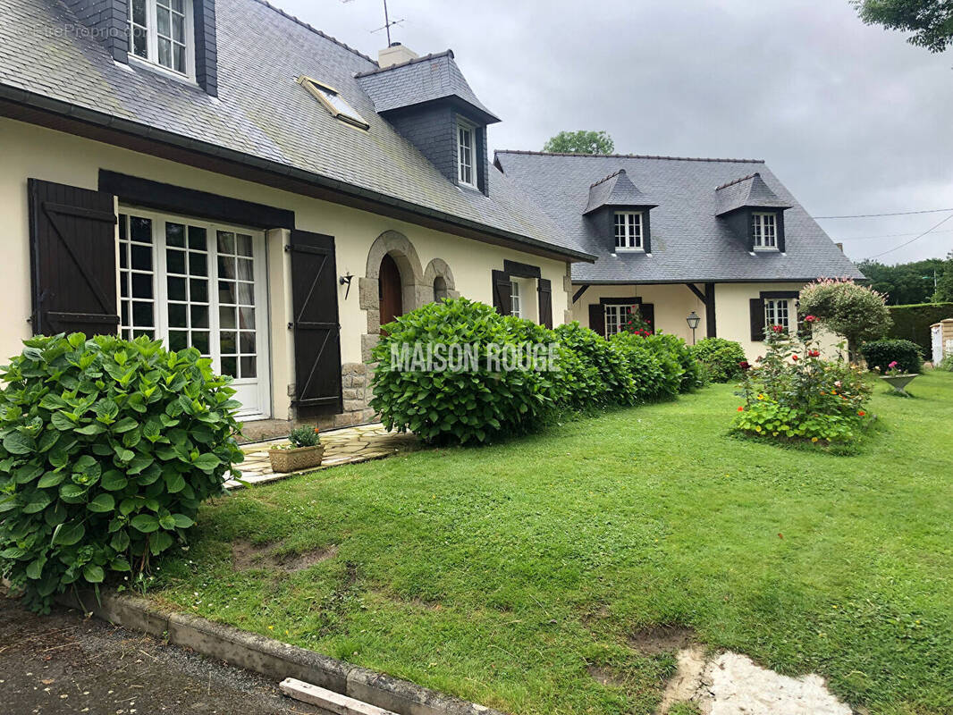 Maison à LE MINIHIC-SUR-RANCE