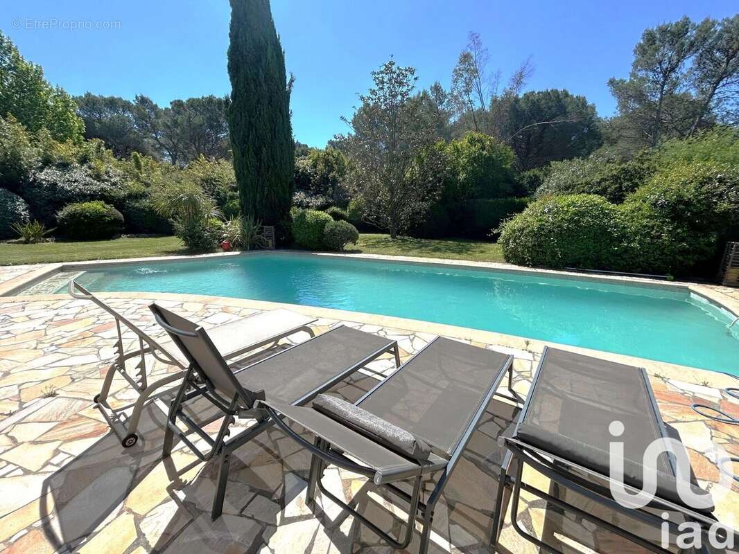 Photo 3 - Maison à PUGET-SUR-ARGENS