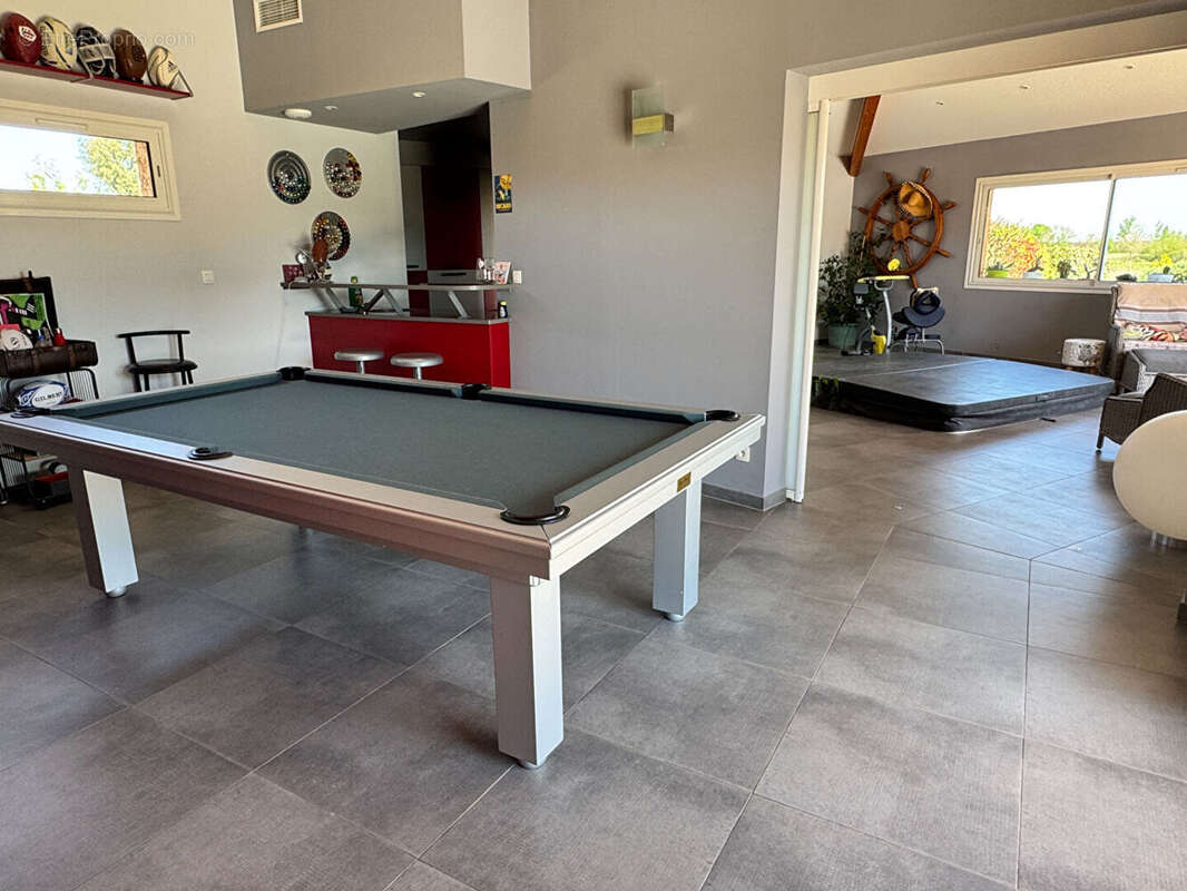 Maison à FRONTON