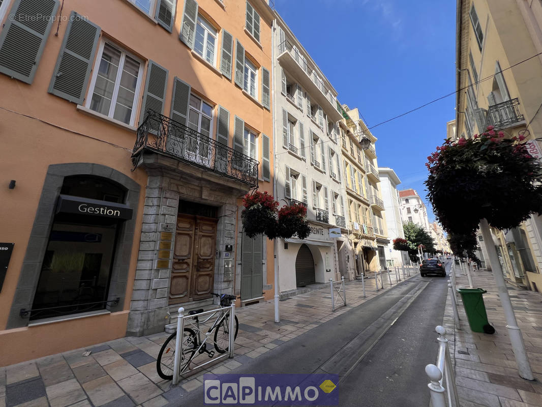 Commerce à TOULON
