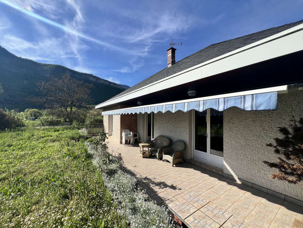 Maison à VIF