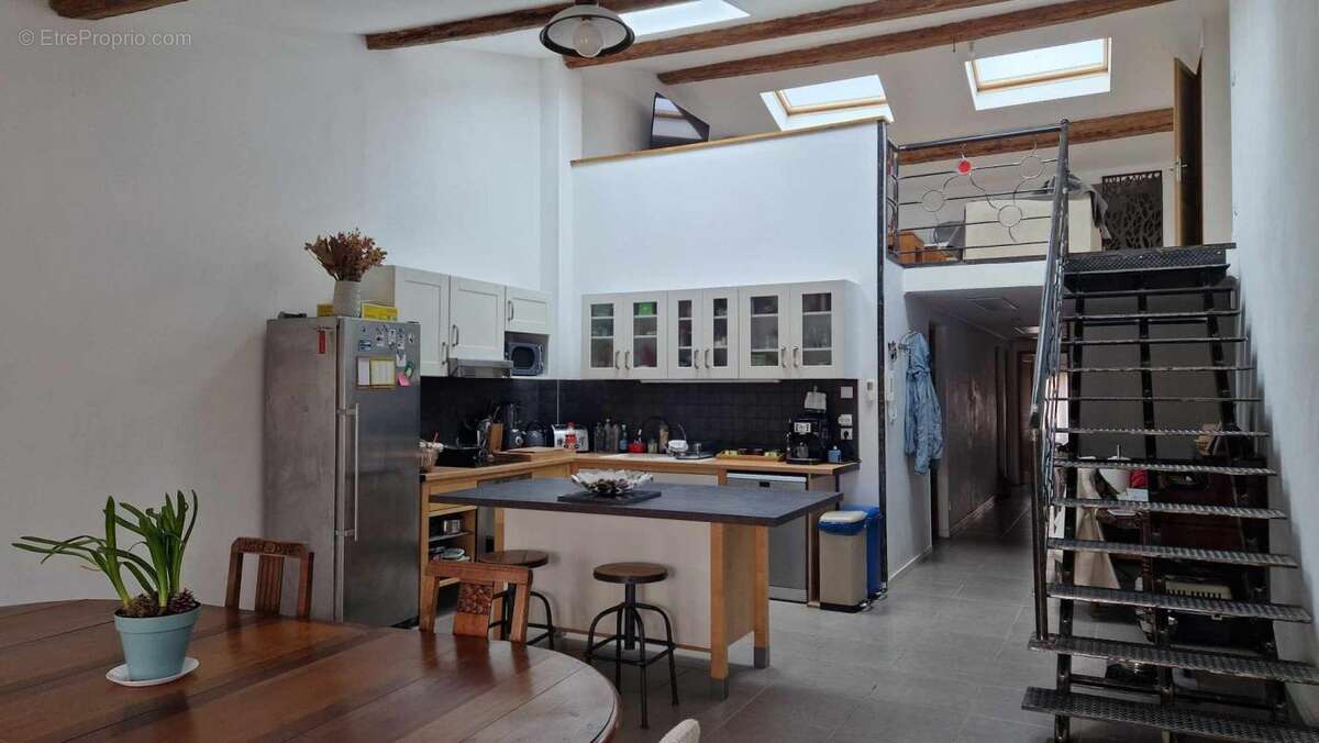 Appartement à LOUPIAN