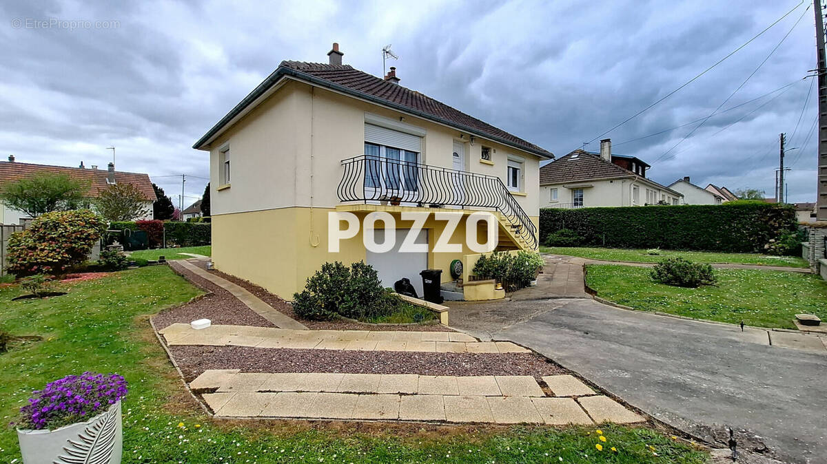 Maison à COURSEULLES-SUR-MER