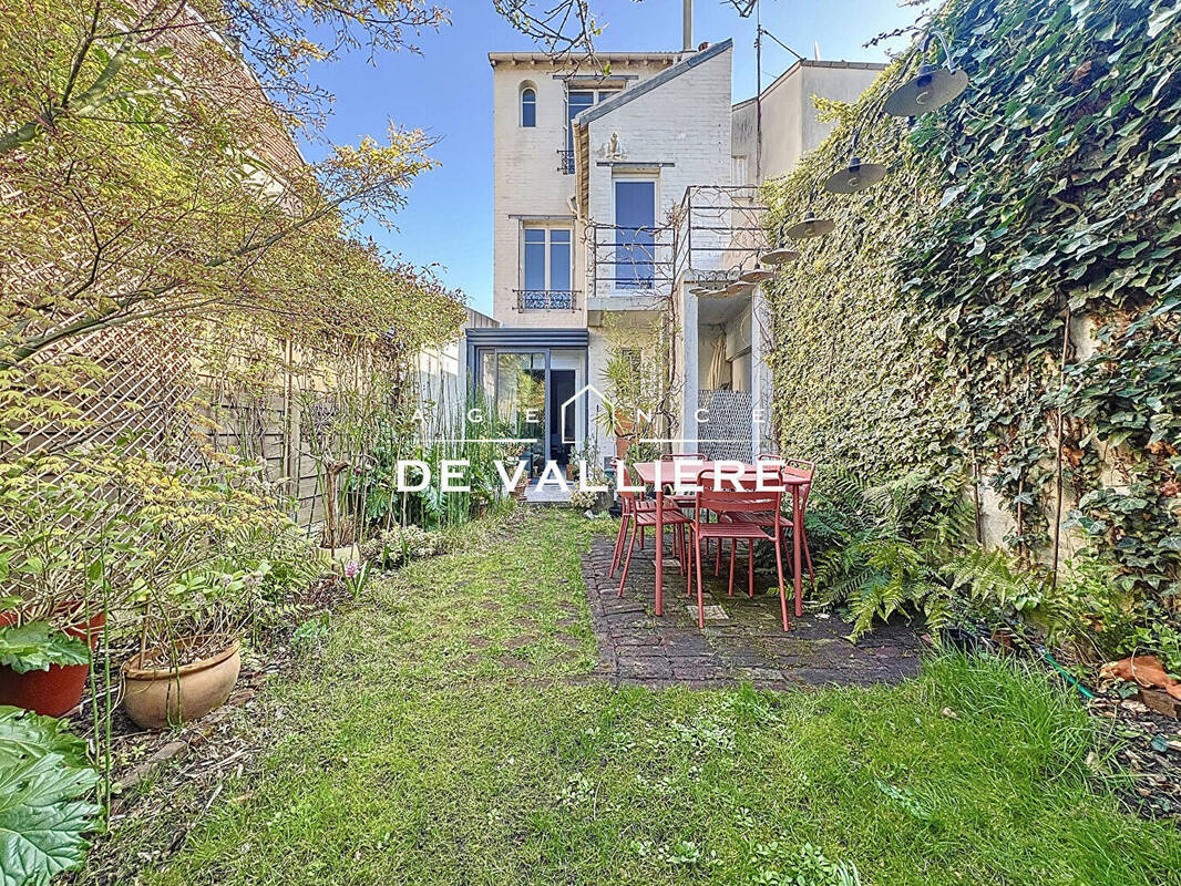 Maison à NANTERRE