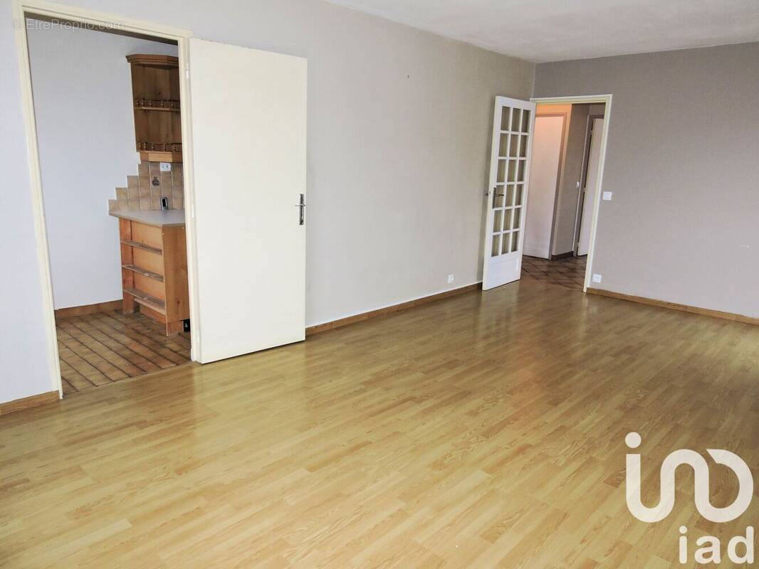 Photo 1 - Appartement à GUYANCOURT