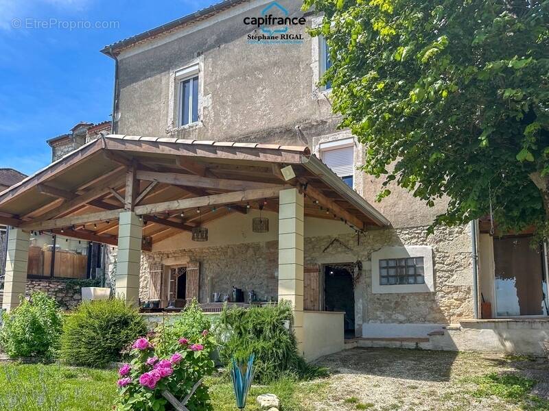 Maison à MONFLANQUIN