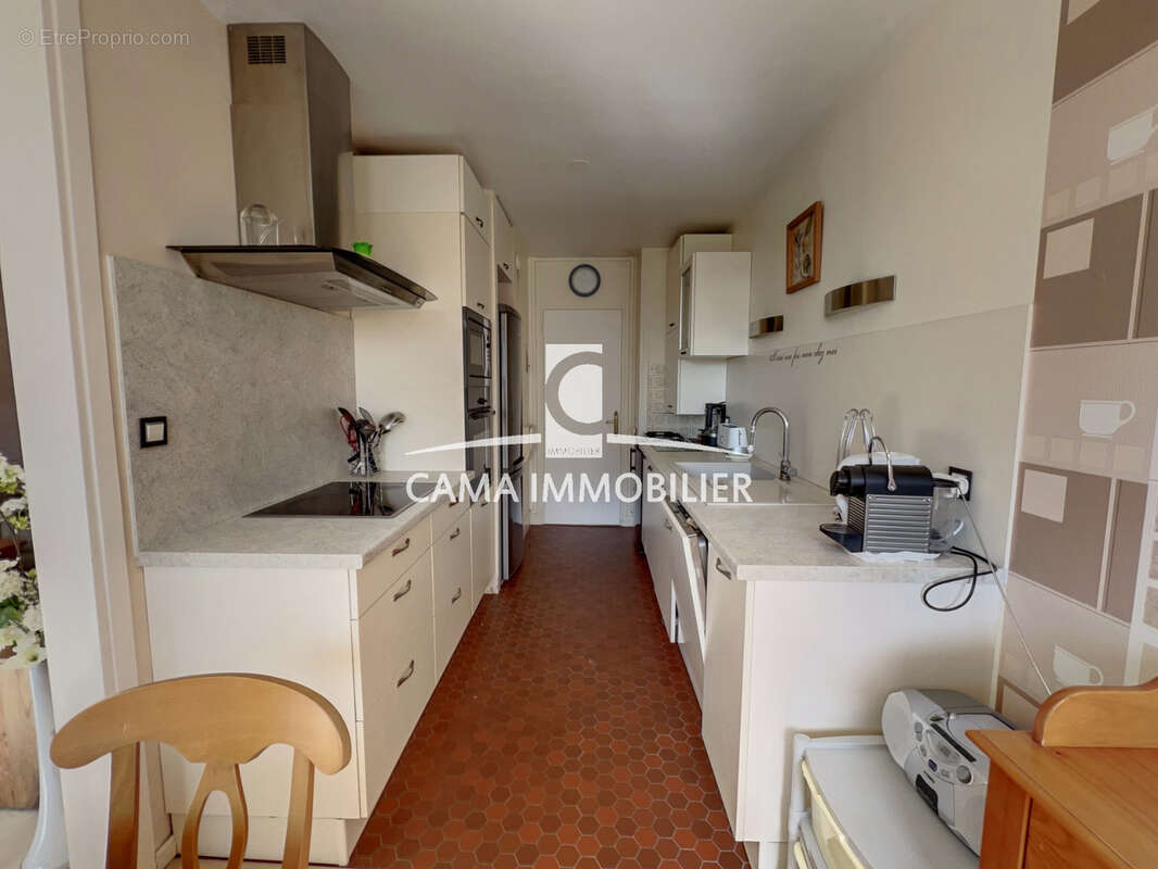 Appartement à VERSAILLES