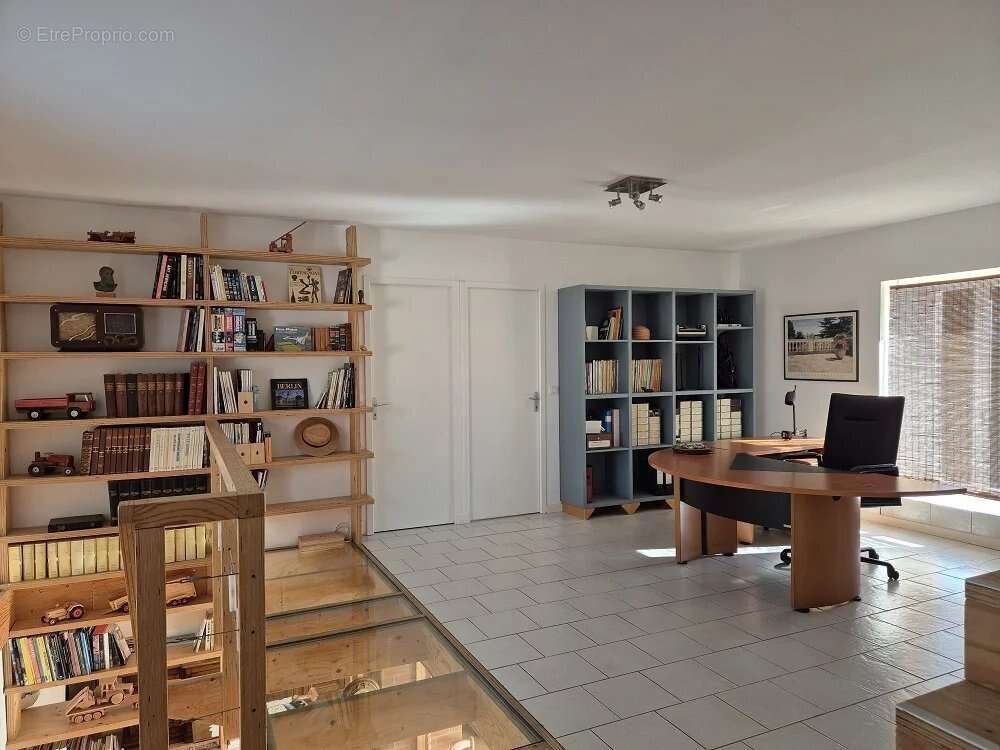Maison à BELLEGARDE