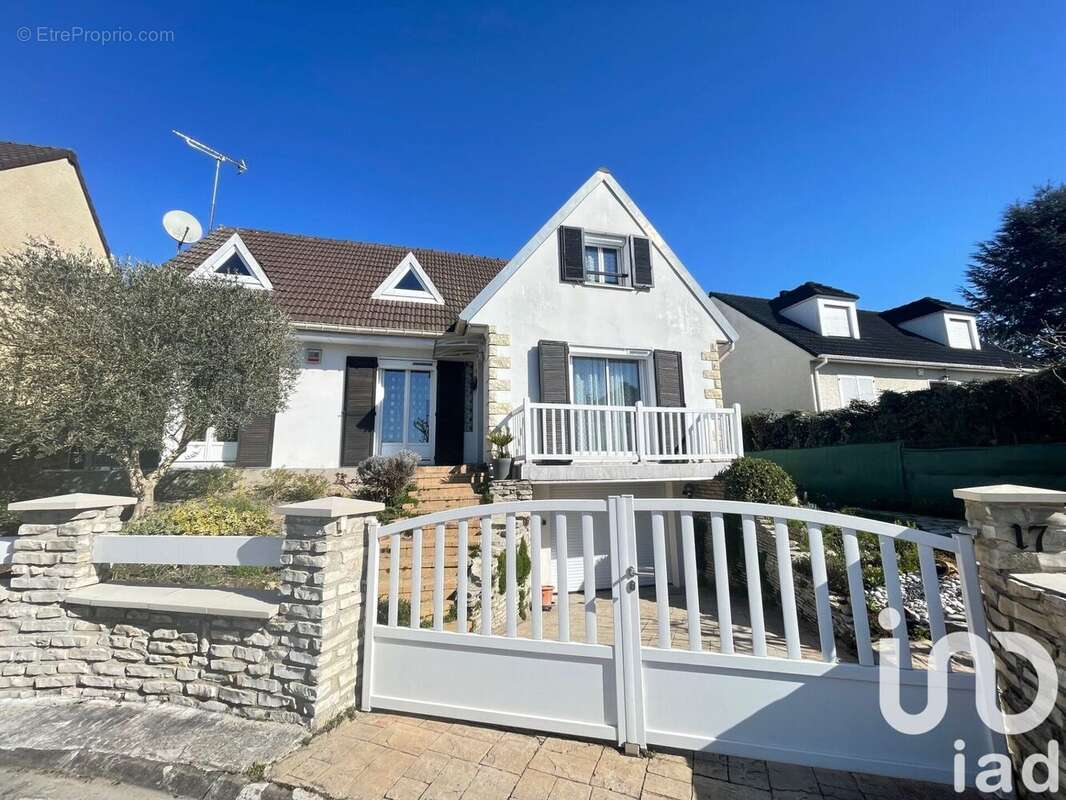 Photo 1 - Maison à COUBRON