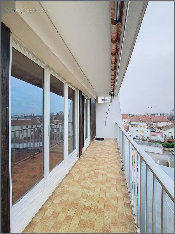 Photo 1 - Appartement à FONTAINE-LES-DIJON