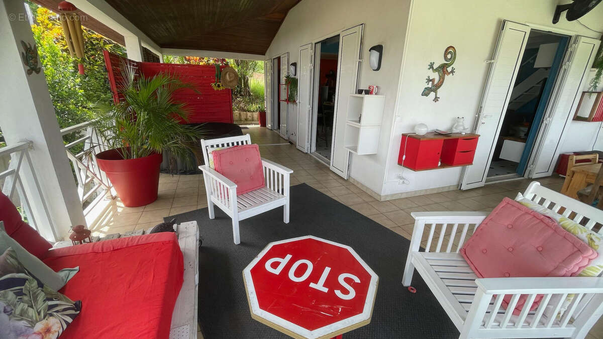 Maison à LES TROIS-ILETS