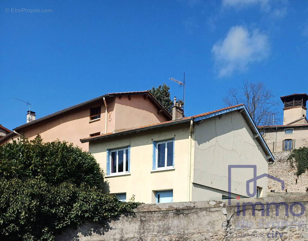 Maison à SAINT-GALMIER