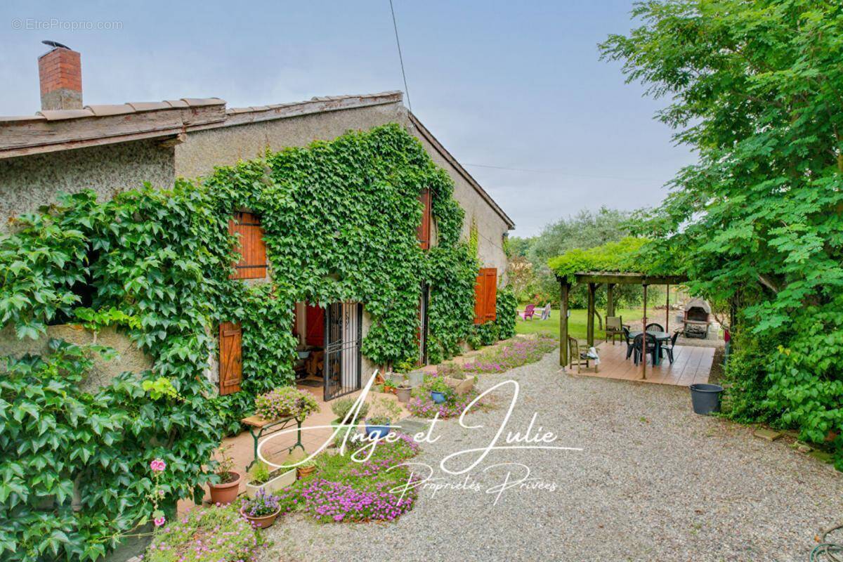 Maison à LEVIGNAC