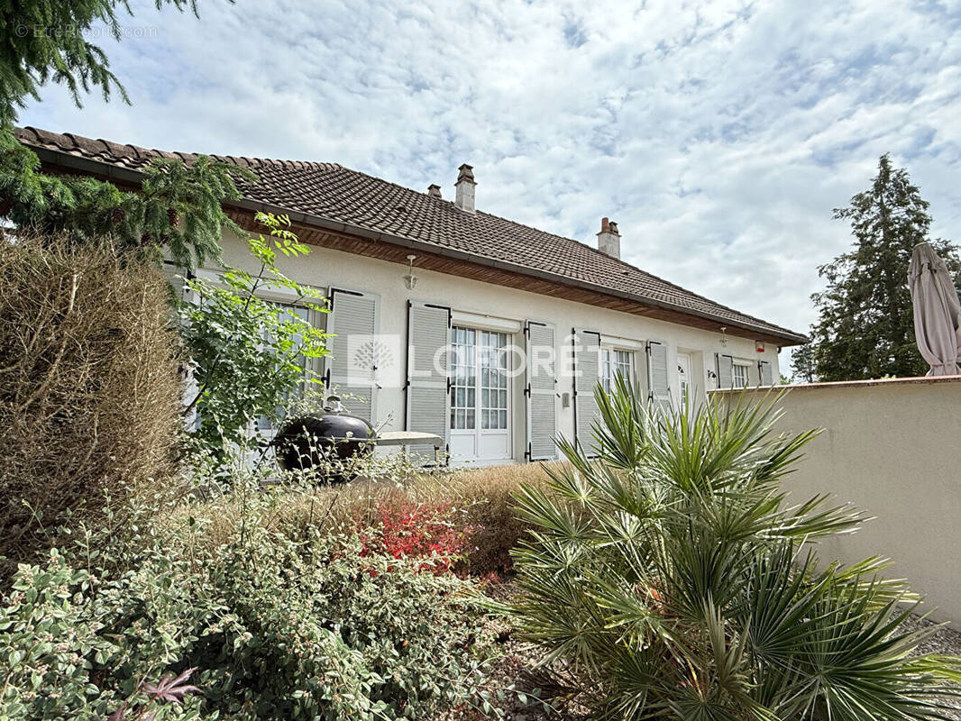 Maison à VINEUIL