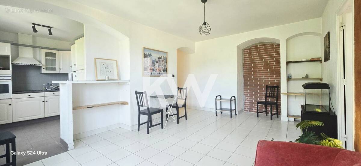 Appartement à SAINT-MARTIN-D&#039;HERES