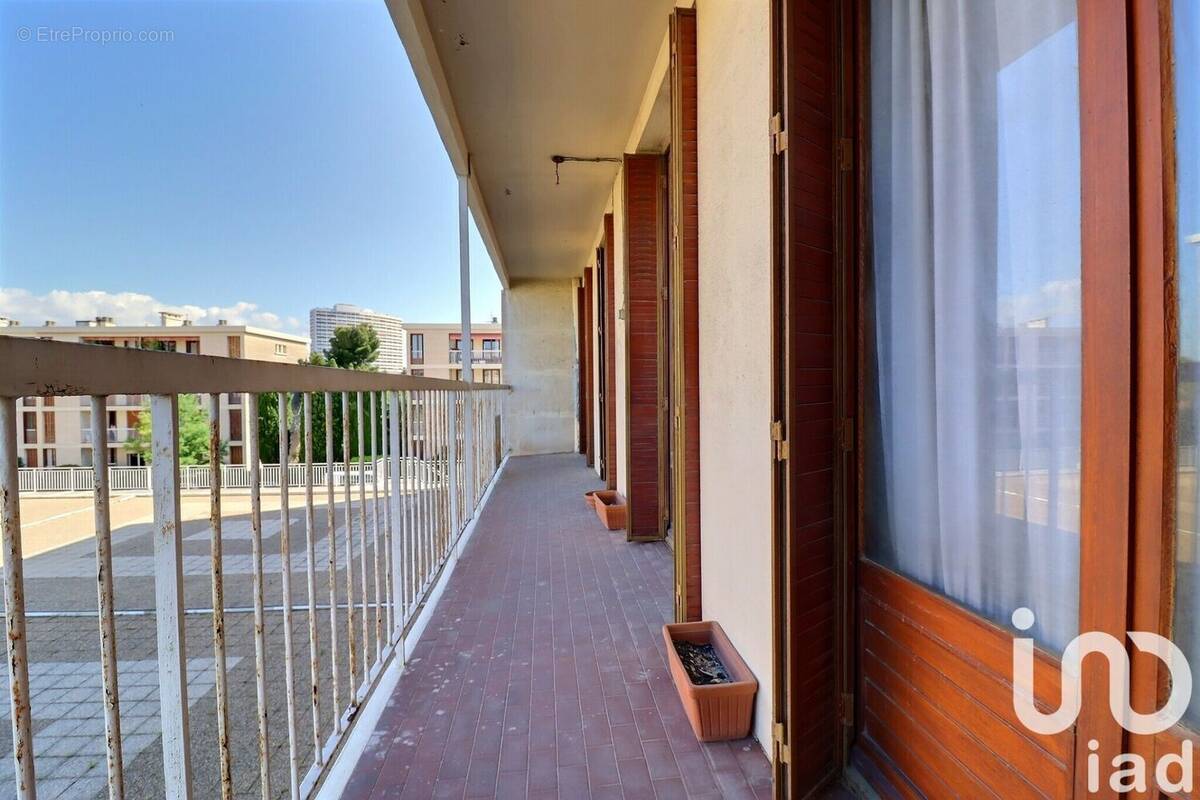 Photo 1 - Appartement à MARSEILLE-8E