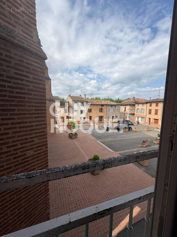 Appartement à FRONTON