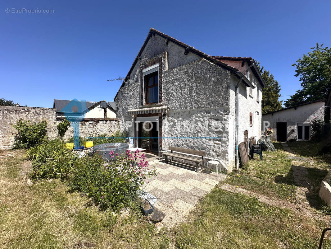 Maison à AUNAY-SOUS-AUNEAU