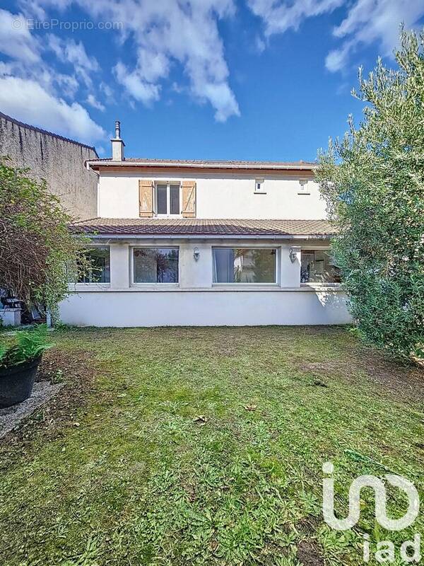Photo 1 - Maison à BRY-SUR-MARNE
