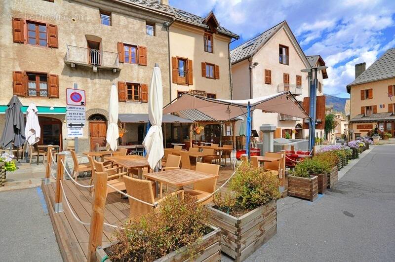 Commerce à LE MONETIER-LES-BAINS