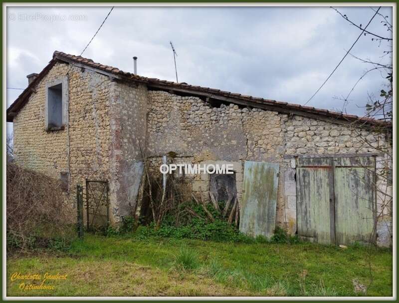 Maison à CHALAIS