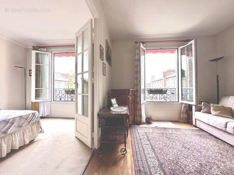 Appartement à ASNIERES-SUR-SEINE