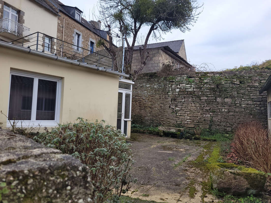 Maison à GUINGAMP