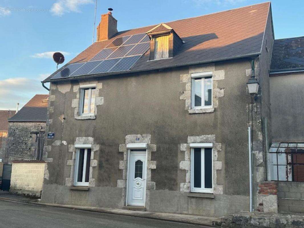 Maison à BAZOCHES-LES-HAUTES