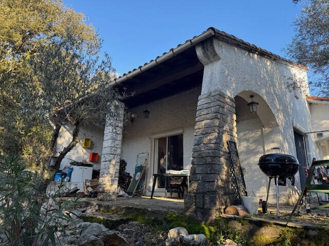 Maison à SAINT-HIPPOLYTE-DU-FORT