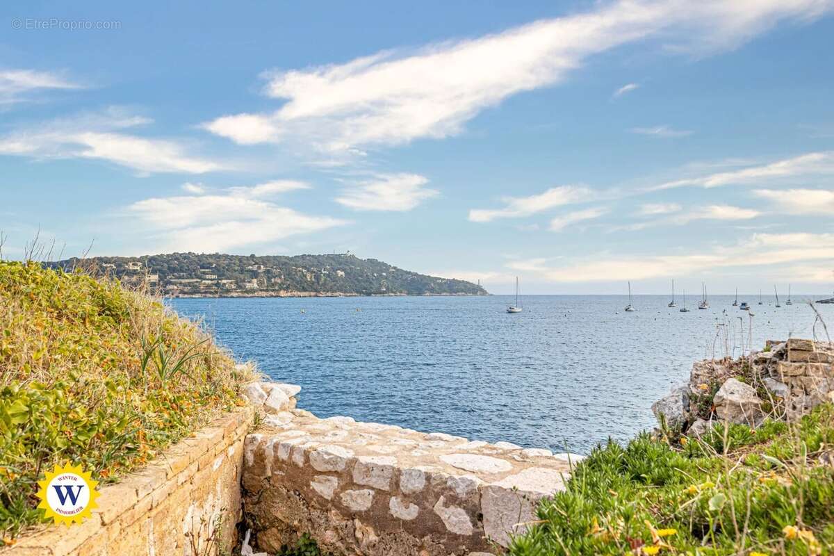 Appartement à VILLEFRANCHE-SUR-MER